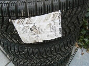 Predám 4x zimné pneu + disky 5x100 Pirelli 185/60 R15 88TXL - 2