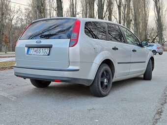 Ford Focus Combi 1.6 - 2