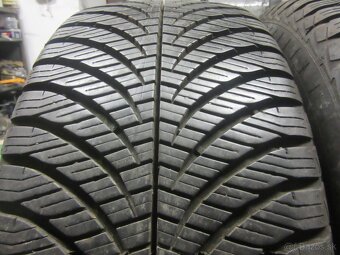 Celoročné pneumatiky 225/45R17 GOODYEAR dezén 8mm - 2