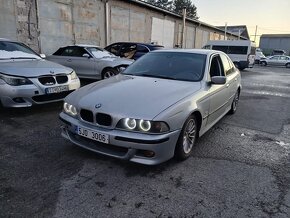 Rozpredam bmw e39 520i - 2