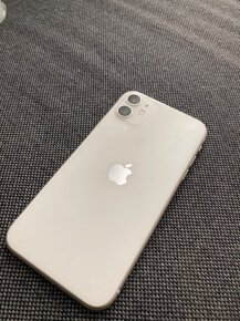 iPhone 11 64gb - 2