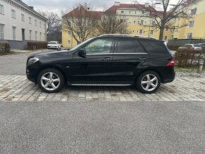 Mercedes Benz ML 350 CDI W166 - 2