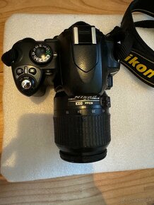 Nikon D40 - 2