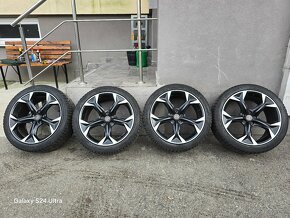 Zimna sada Cupra Formentor 5x112 r19. Top stav - 2