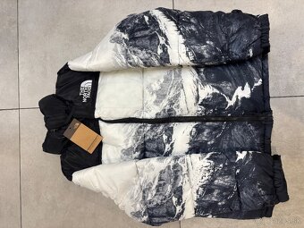 The North Face puffer L bunda - 2