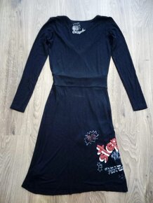 Nové dámske čierne šaty Desiqual XS - 2