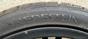 1ks zimne pneu Vredestein 225/40R18 - 2