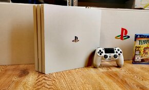 PS4 PRO 1TB Glacier White - 2