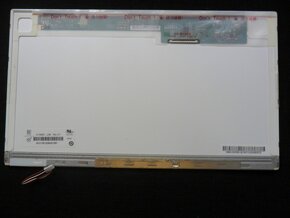 predám 15,6" display (displej) z notebooku , CCFL 30 pin - 2