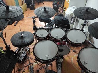 Alesis STRIKE - 2