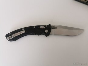 Zatvárací nôž Microtech Amphibian - 2