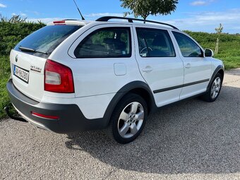 Škoda Octavia Combi Scout 4x4 - 2