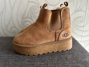 UGG Chelsea boots - 2