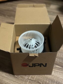 JPN Ventilator kúrenia audi a4 b8 - 2