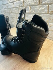 Kvalitné topánky BOSP Gore-Tex - v. 9 - Nové - 2