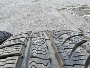 255/45 R18 - 2