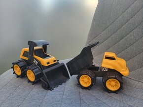 JCB - 2