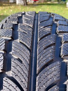 225/60 r17 zimne pneumatiky - 2