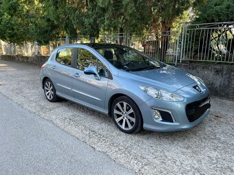 Peugeot 308 2011 - 2