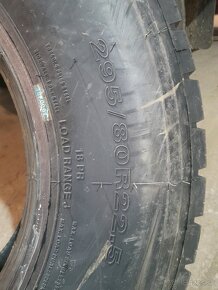 295/80 r22.5 - 2