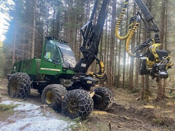 Harvestor John deere 1070D - 2