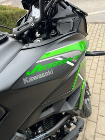 Kawasaki Versys 650 2024 s doplnkami - 2