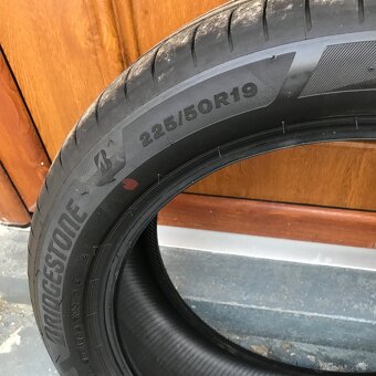 Letná sada Bridgestone 225/50 r19 - 2