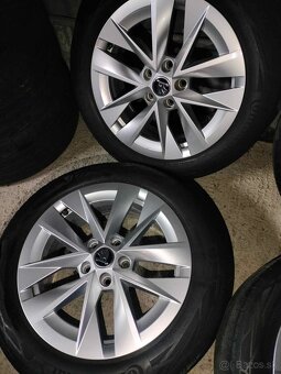 4ks alu disky orig Škoda ROTARE 5x112 R17 pneu 205/55 R17 - 2