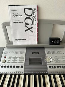 Yamaha PSR 295 - 2