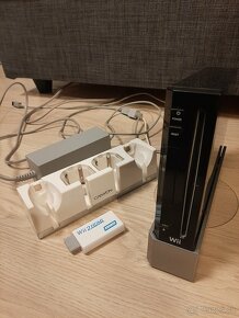 Wii s prislusenstvom - 2