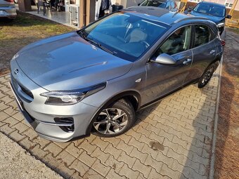 KIA X-Ceed 1.6 CRDi SCR Silver 116k M6 (diesel) 1.majiteľ - 2