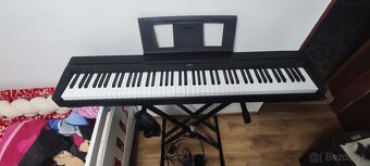 Yamaha P-45 Digital piano - 2