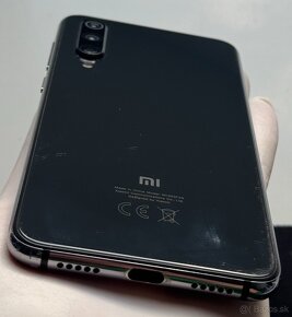 Xiaomi Mi 9 SE 6GB/64GB - blokovaný - 2