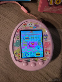 Predám TAMAGOTCHI s farebným displejom - 2