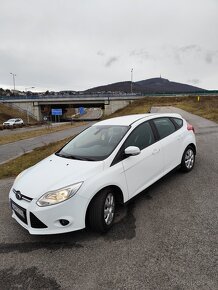 Ford 1.0 ecoboost  74kw 8/2013 --94100km - 2