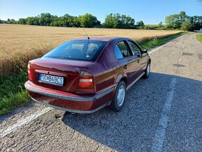 Škoda OCTAVIA 1.6 GLXi - 2