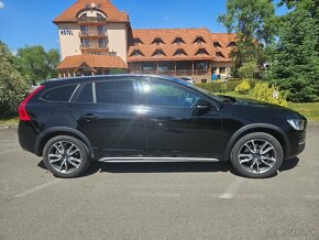 Volvo V60 Cross Country - 2