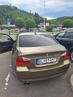 BMW 330 xi - 2