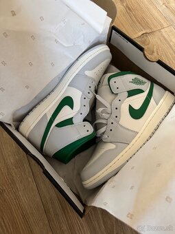 Air Jordan 1 - 2