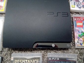 Predám playstation 3 250G aj s hrami - 2