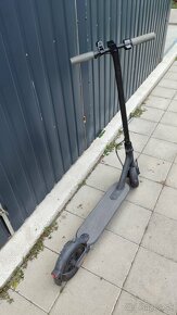 Predám elektrickú kolobežku XIAOMI MI Elekctric Scooter 1S - 2