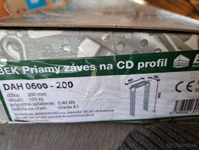 Priamy záves na CD profil - 2