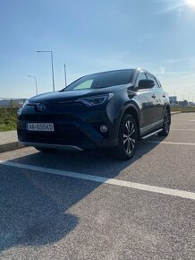 Toyota RAV4 2.5 Hybrid Selection 4x4 - TOP STAV  - 2