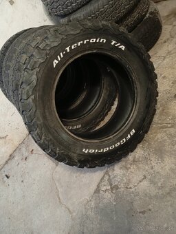 Off Road pneumatiky 245/65 R17 - 2