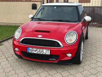 Mini Cooper JCW R56 1.6 155kw - 2