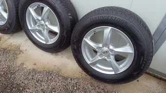 Sada elektrónov KIA 6,5Jx16H2 s pneu Bridgestone 215/70 R16 - 2