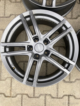 5x112 R18 Passat b8 Audi Seat Škoda - 2