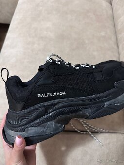 Balenciaga - 2