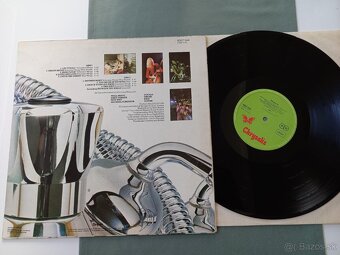 UFO  „Force It „ /Chrysalis  1975/  top stav, , pozn :zeleny - 2