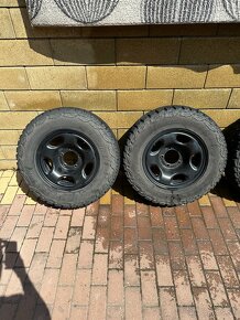 Suzuki Vitara terenne kumho LT 225/75R16 mt51 - 2